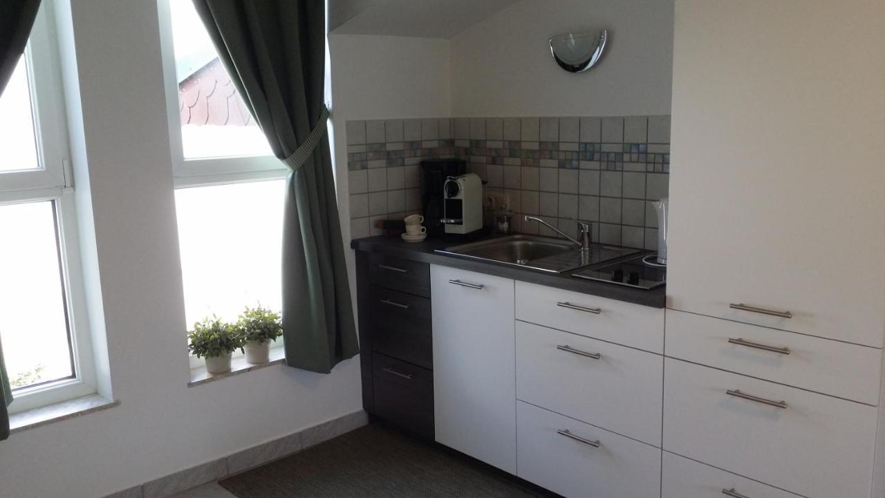 Weingut Apartment Hildegard Gangl Illmitz Exterior foto